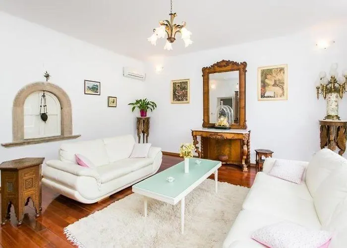 Marini Dvori - Two-bedroom With Terrace Appartamento Ragusa