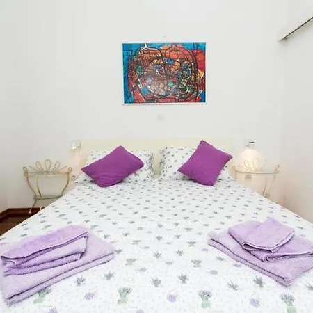 דירה Marini Dvori - Two-bedroom With Terrace *