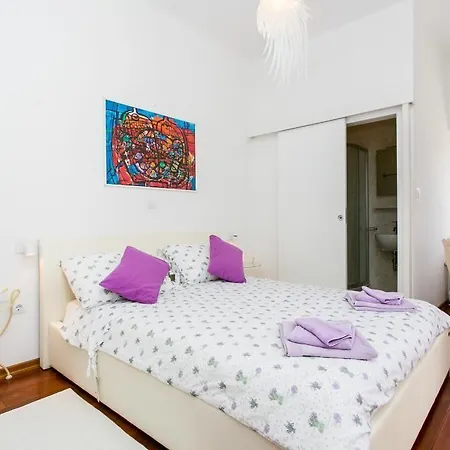 Marini Dvori - Two-bedroom With Terrace Apartamento