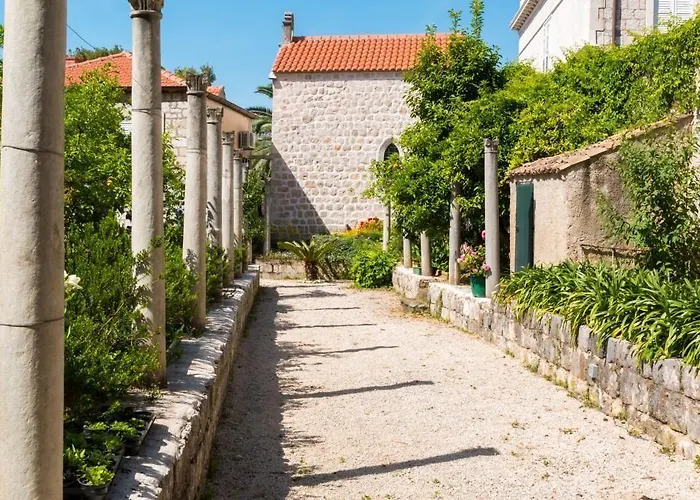 Marini Dvori - Two-bedroom With Terrace *